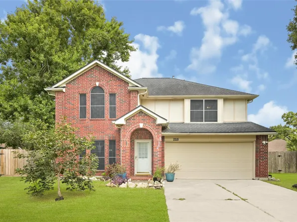 2215 Dublin Dr, League City, TX 77573