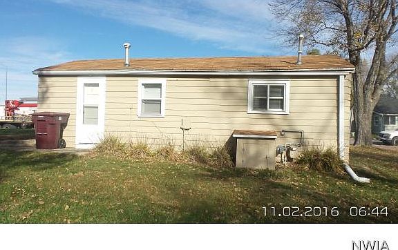2nd image of 304 E 10th St