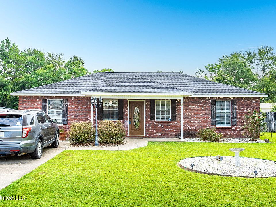 1st image of 10516 Dogwood Dr