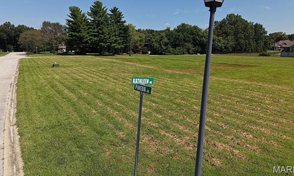 1st image of 1575 Kathleen Ln