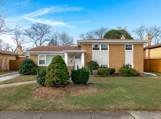 9218 Menard Ave, Morton Grove, IL 60053