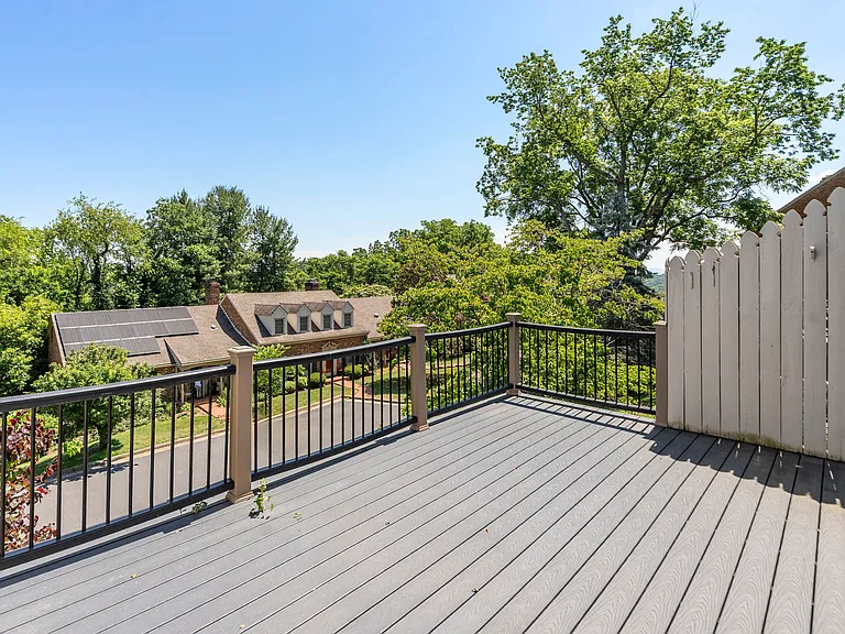 10 Waverley Grn — Photo 27