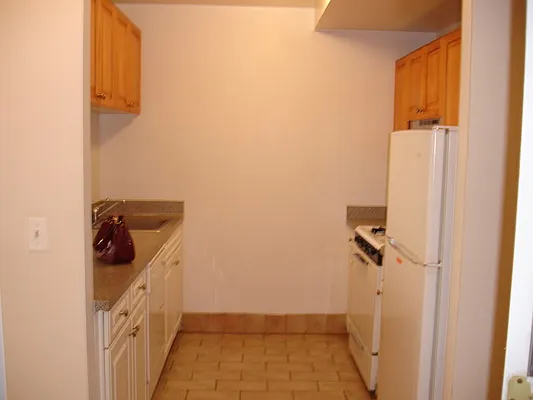 Rented by Bahar Management | media 20