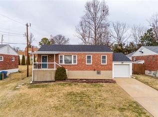 1013 Rainbow Dr, Saint Louis, MO 63125