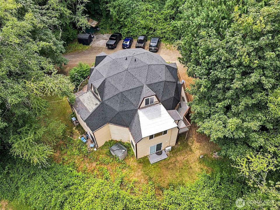1st image of 6194 6200 NE Pine Street