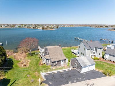 31 E Pond Rd, Narragansett, RI, 02882