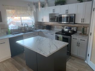 11 Lukanowski Pl, Winnipeg, MB R3W0B4