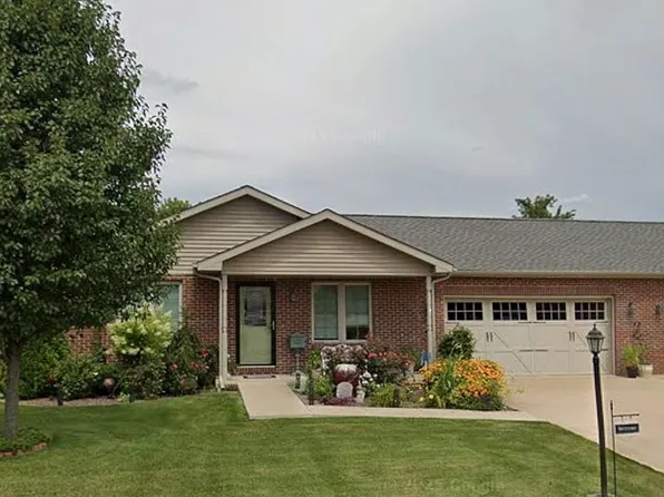 151 Yordy Rd, Morton, IL 61550