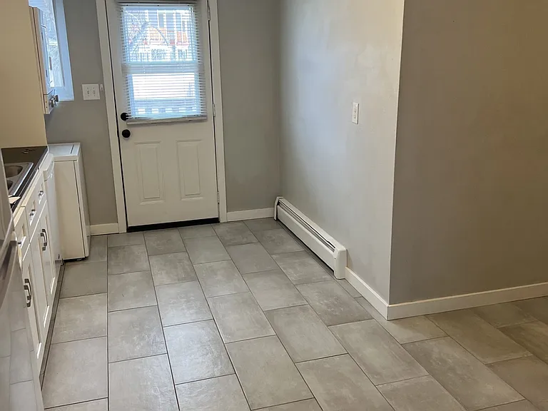 1302 S Coffman St #A — Photo 2