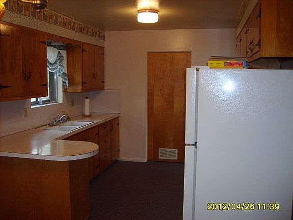 4th image of 130 Earl Dr