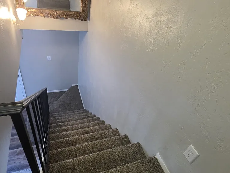 1162 Darby St — Photo 9