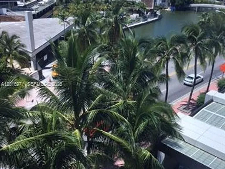 2301 Collins Ave #528 — Photo 17