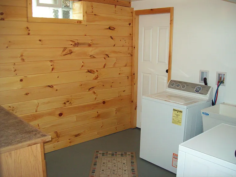 855 Capen St NE #1 — Photo 12