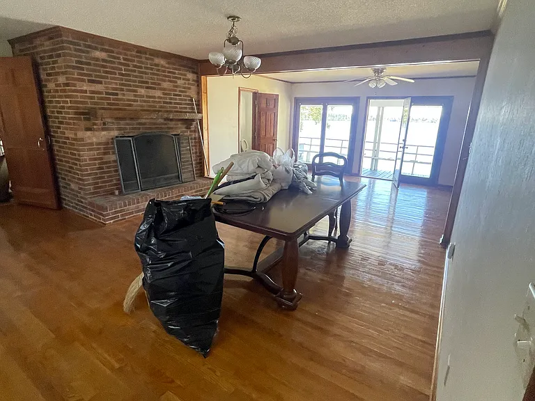 704 Sailclub Rd — Photo 8
