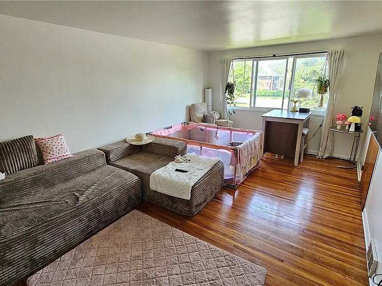 1377 Sheridan Dr #UPPER — Photo 7