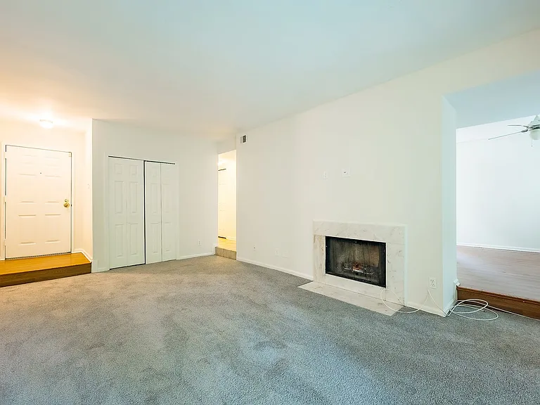19 Pickering Ct #1 — Photo 7