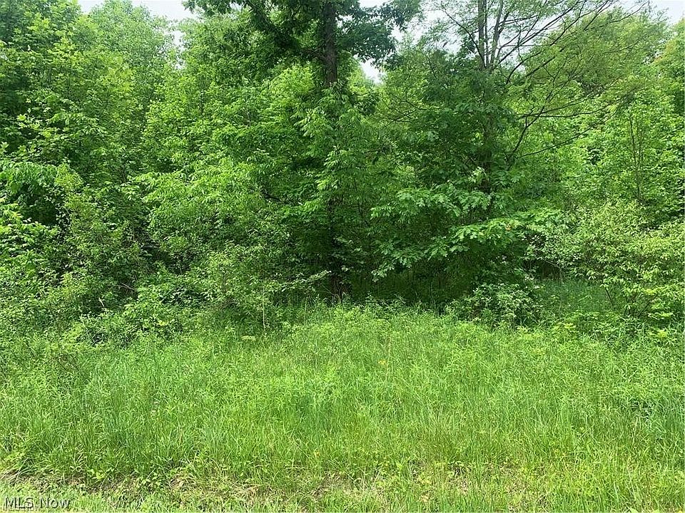 1st image of Pinney Topper Rd