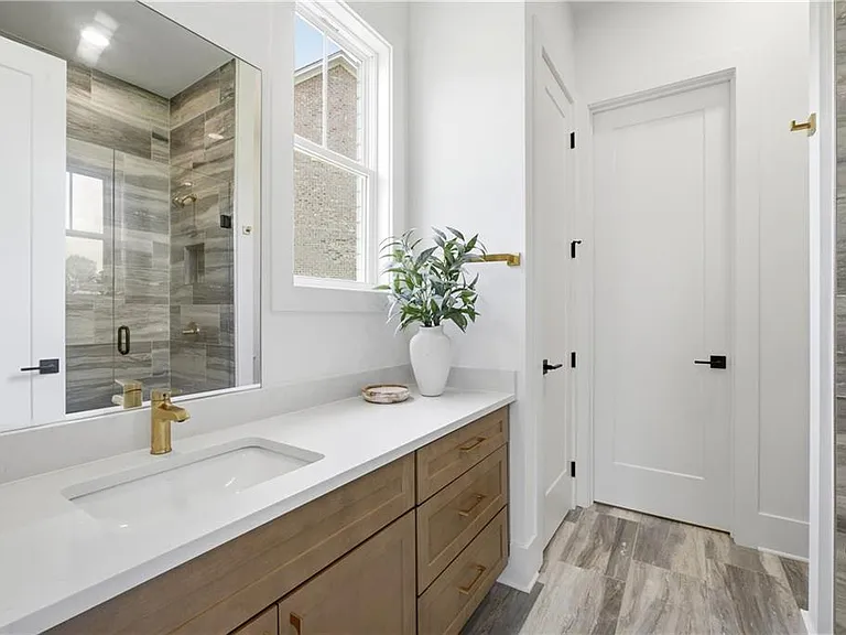 4510 Hawthorn Cir — Photo 25