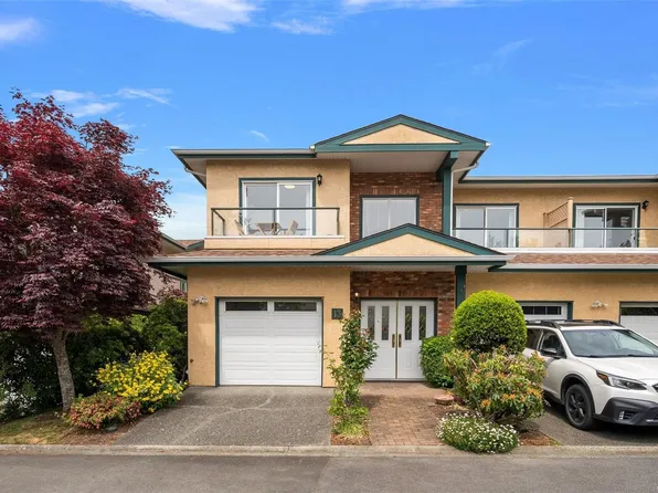 2235 Harbour Rd #13, Sidney, BC V8L 2P7