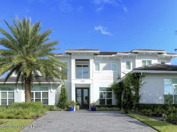 2169 Driftwood Cir, Palm Beach Gardens, FL 33410