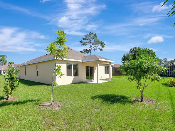 1142 SW Ingrassina Avenue, Port St Lucie, FL 34953