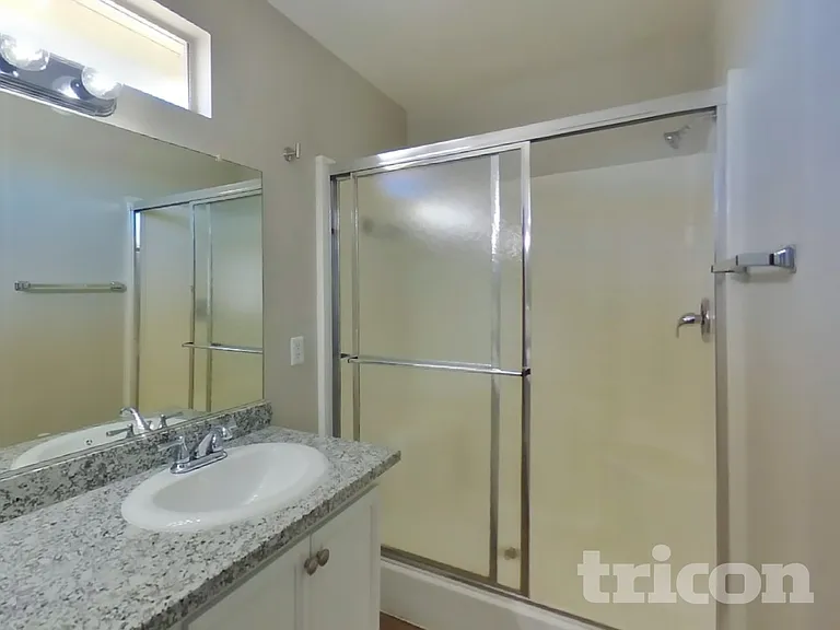 1300 Pecan Tree Ct — Photo 9