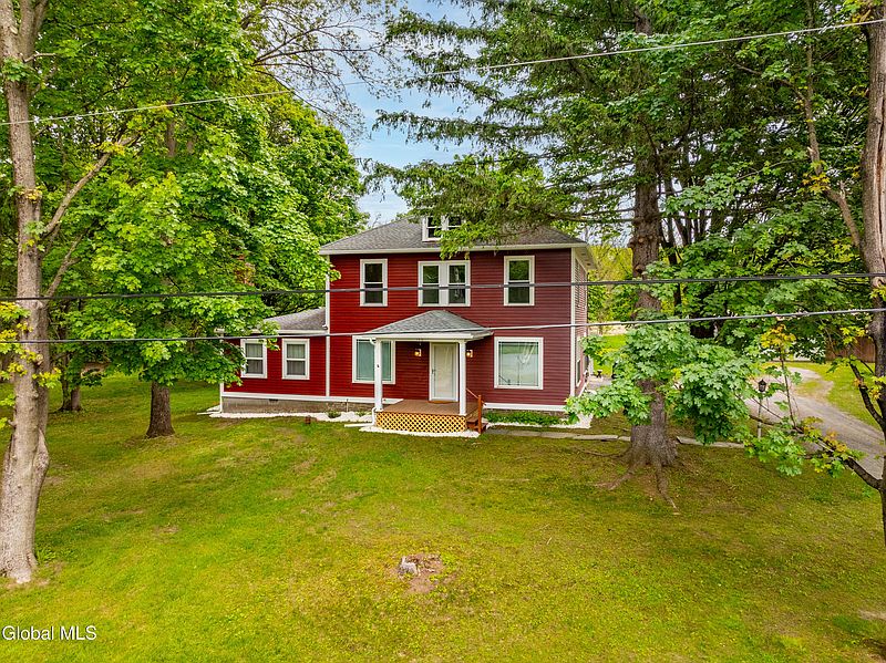 3rd image of 166 E Schaghticoke Road