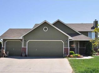 2615 E Elk Run Ct, Wichita, KS 67219