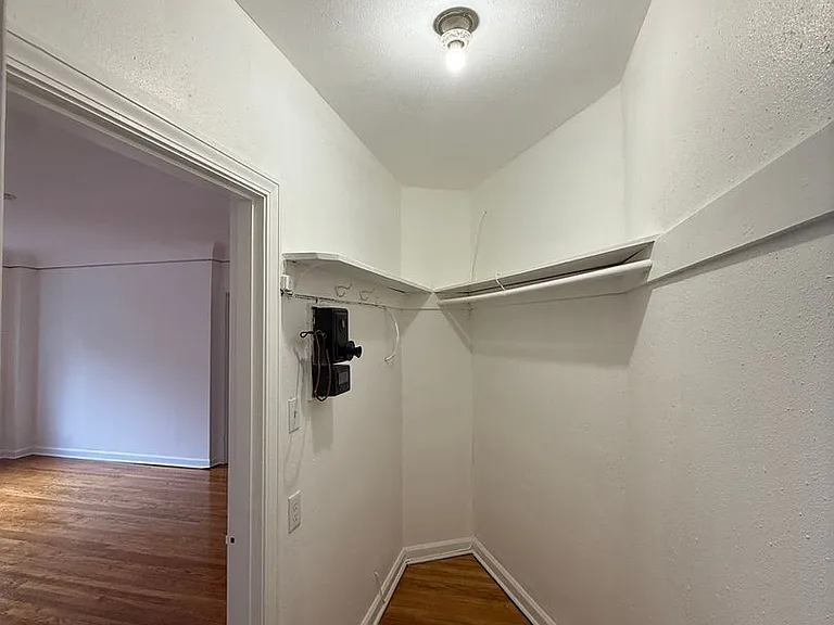 2486 NW Westover Rd — Photo 8