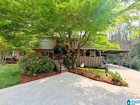 2313 Pine Crest Dr, Vestavia Hills, AL 35216