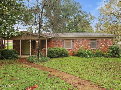 1001 Arlington St, Clinton, MS, 39056