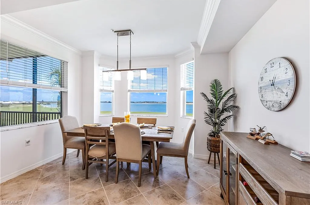 2 bed, 2.0 bath, 1170 sqft, $6,000 — Photo 4