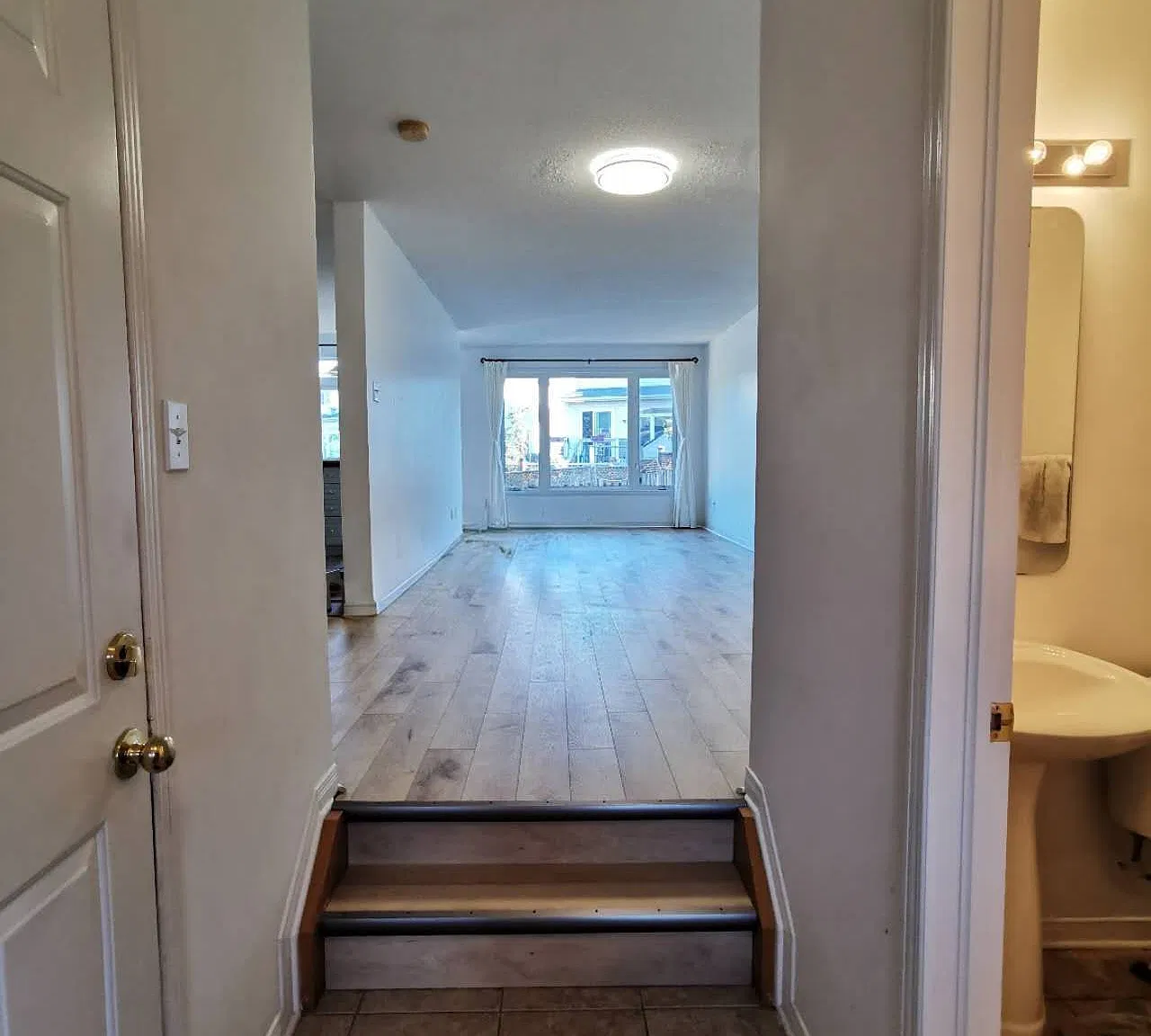 3 bed, $2,550 — Photo 4
