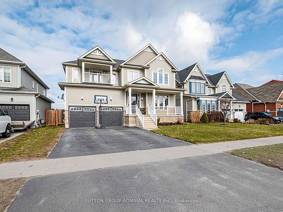 5th image of 96 Mount Cres