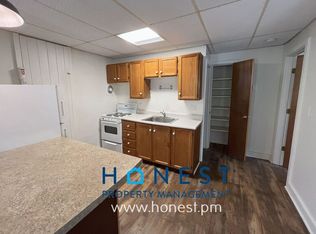 20 Academy St #2, Hallowell, ME 04347