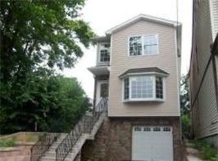 22 Redwood Ave, Paterson, NJ 07522