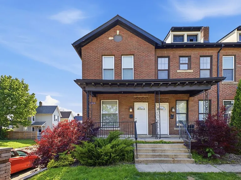 387 Saint Clair Ave — Photo 5