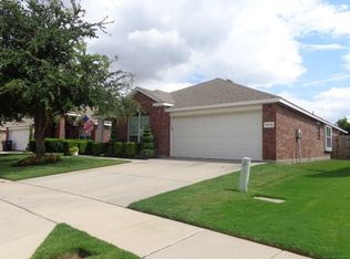 6436 Stone Lake Dr, Fort Worth, TX 76179
