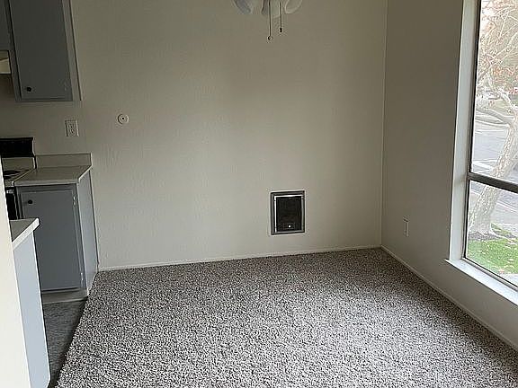 Dining room off kitchen