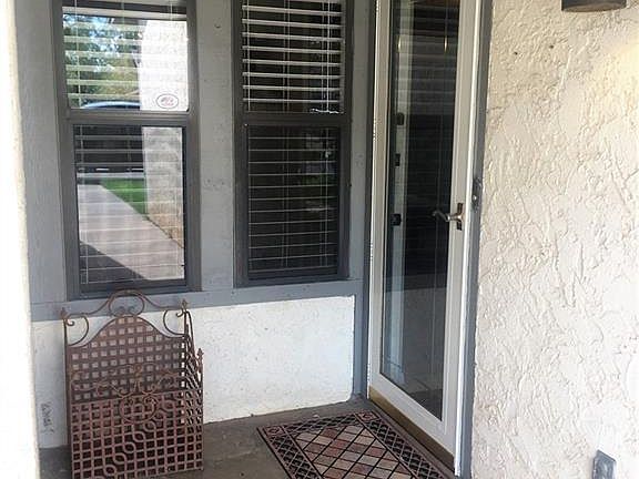 2nd image of 3734 Crossroads Dr