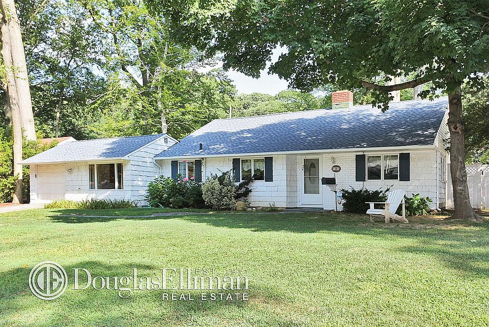 1st image of 16 Hemlock Ln