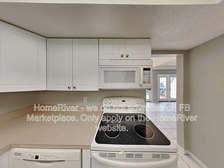 6519 Valerosa Ct #8 — Photo 10