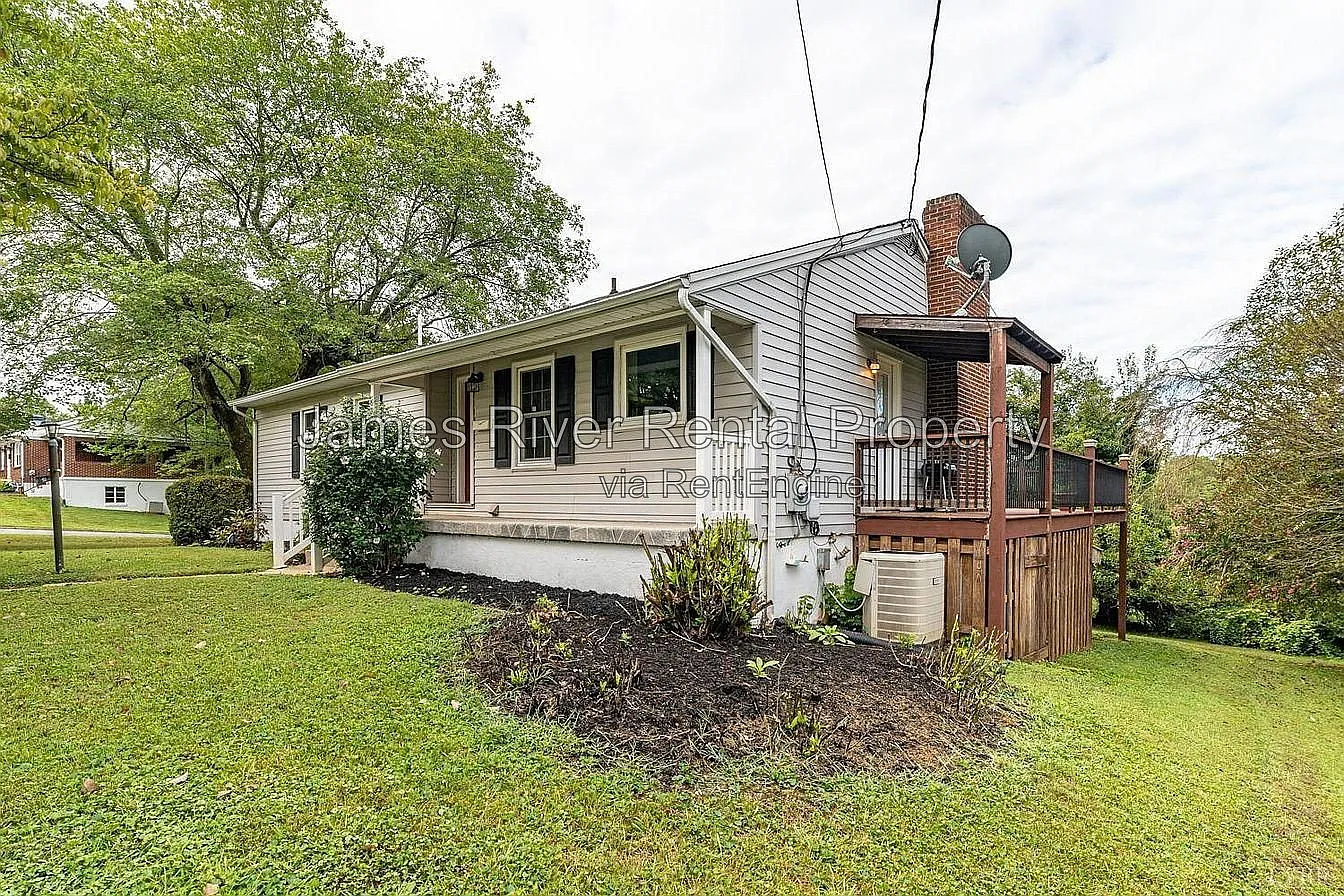 3 bed, 1.0 bath, $1,285 — Photo 3