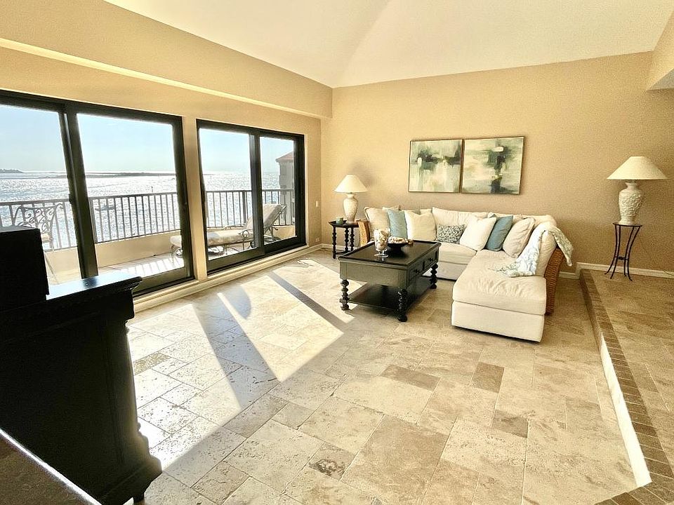 1st image of 444 La Peninsula Blvd #444