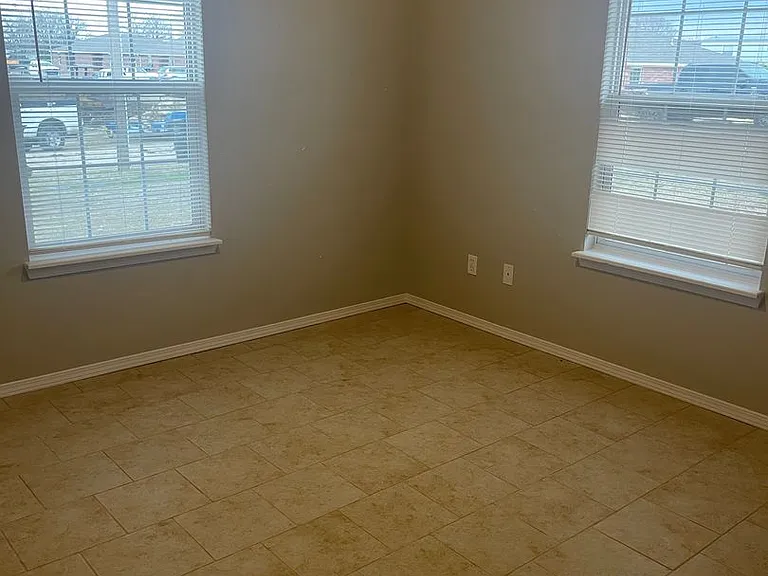 15396- 15406th Cres #3537 — Photo 3
