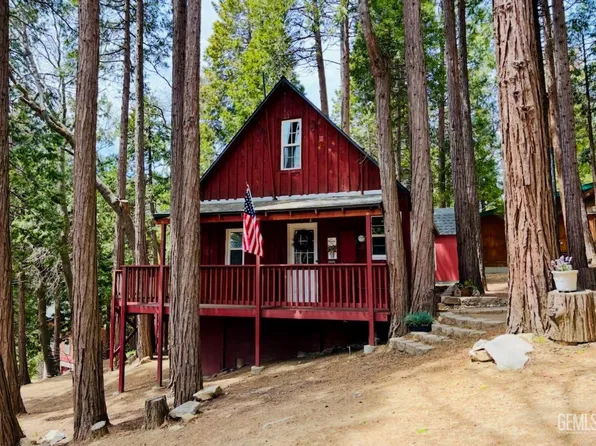 10933 Laurel Dr, Wofford Heights, CA 93285