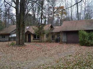 9294 Chase Bridge Rd, Roscommon, MI 48653