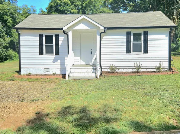 108 1st Ave, Griffin, GA 30223
