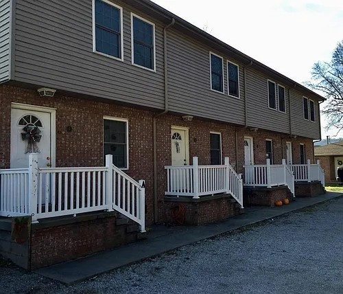 295 School Dr Photo 1