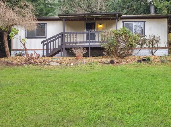 27020 Frodesen Circle NE, Kingston, WA 98346